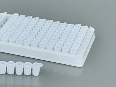 字母與數(shù)字坐標(biāo)定位，方便實(shí)驗(yàn)操作與識(shí)別